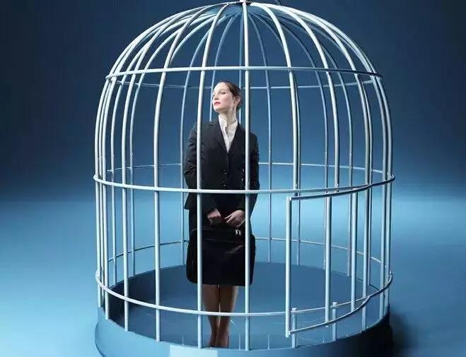 清华研究生被“歧视”:到底是什么毁了你的职业生涯?