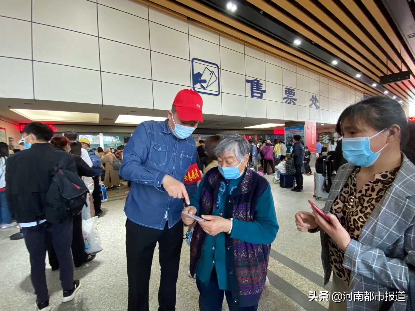 郑州东站5.1旅客发送量,五一期间郑州客运人数