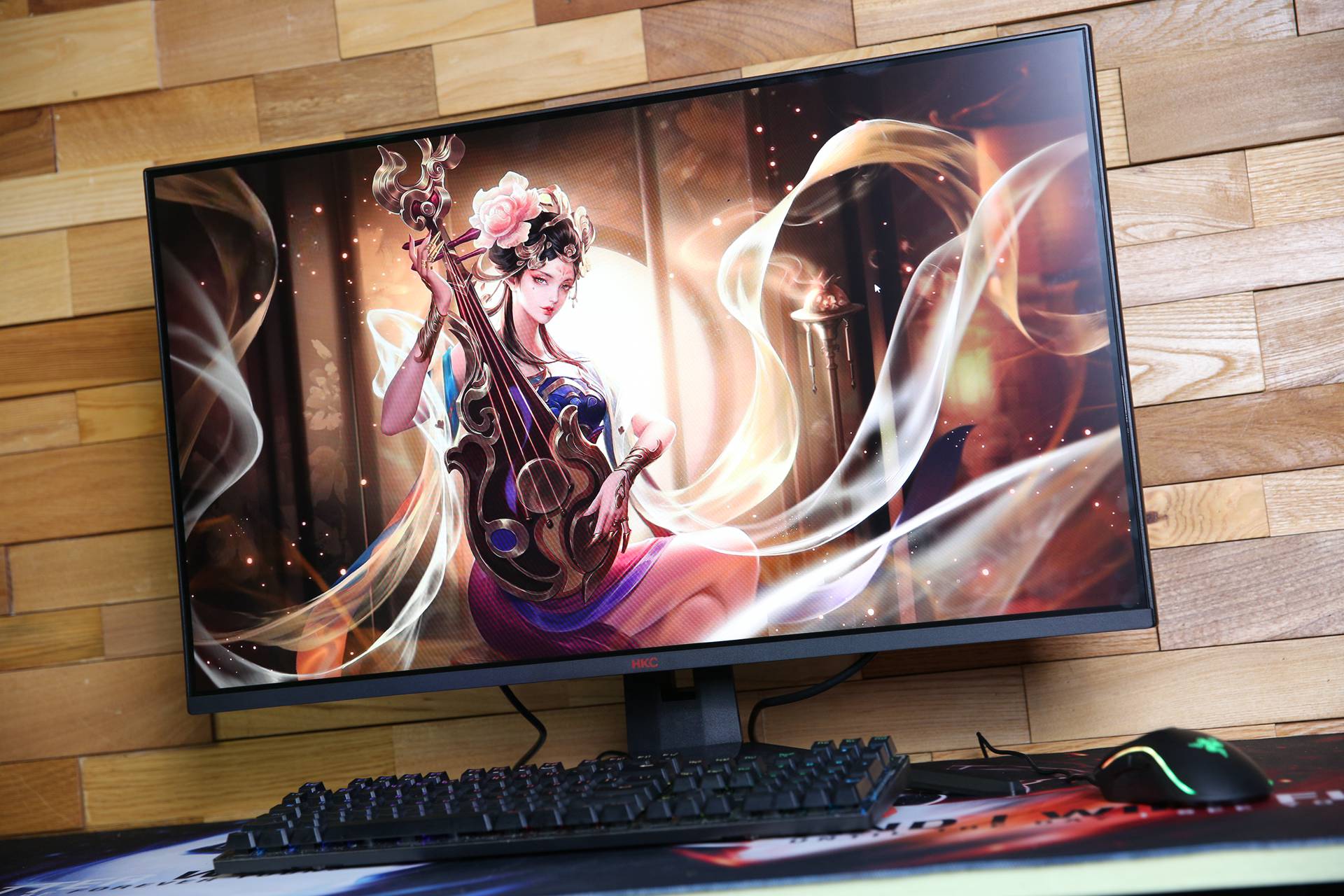 hkc32寸144赫兹曲面屏显示器评测,27寸144hz电竞显示器评测hkc