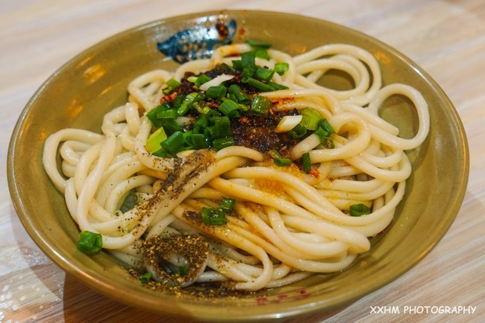 成都本地人去的最好吃的美食,中国姑娘吃成都美食