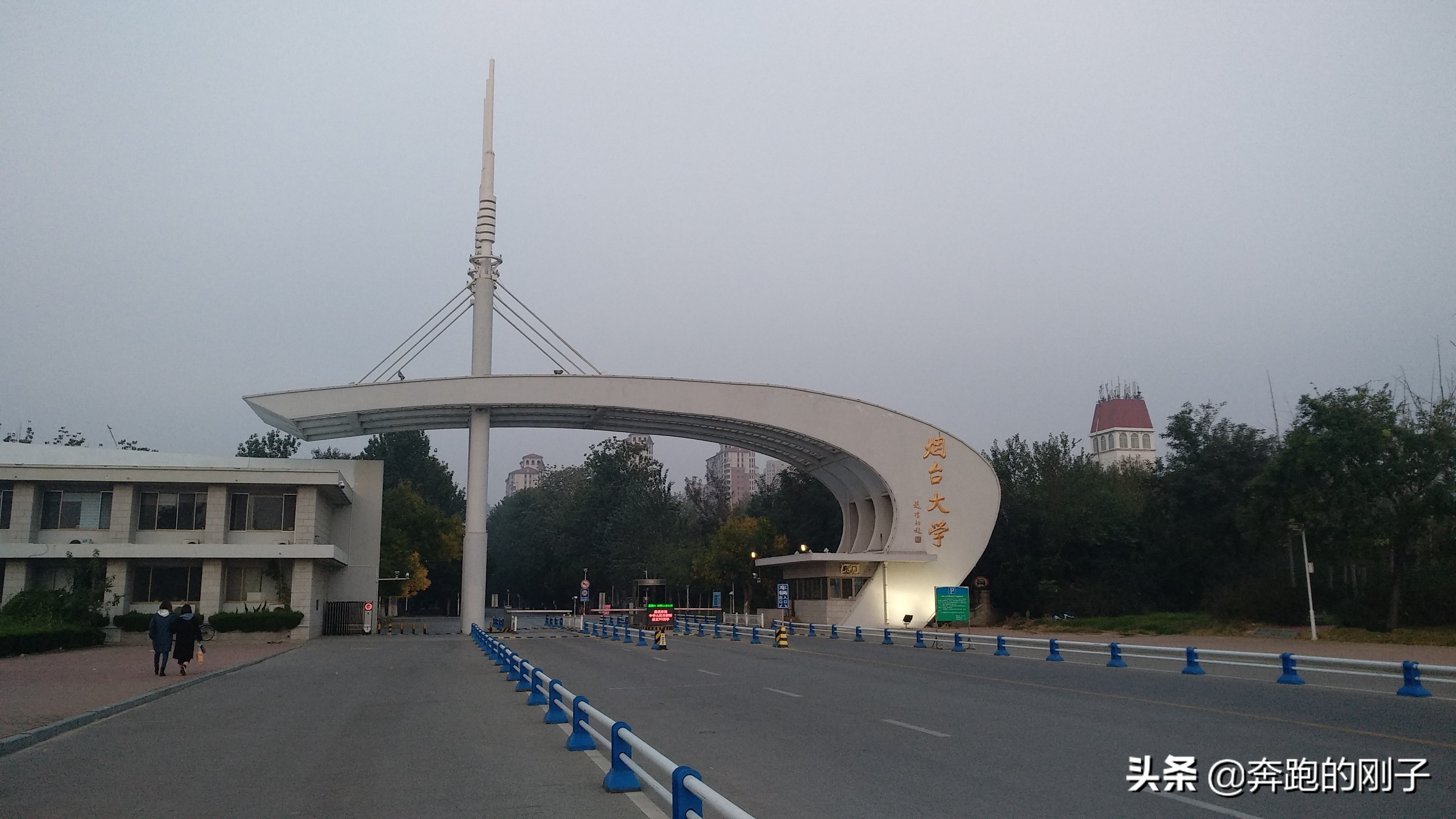 备战南京马拉松—10月19日打卡烟台大学,海边日出