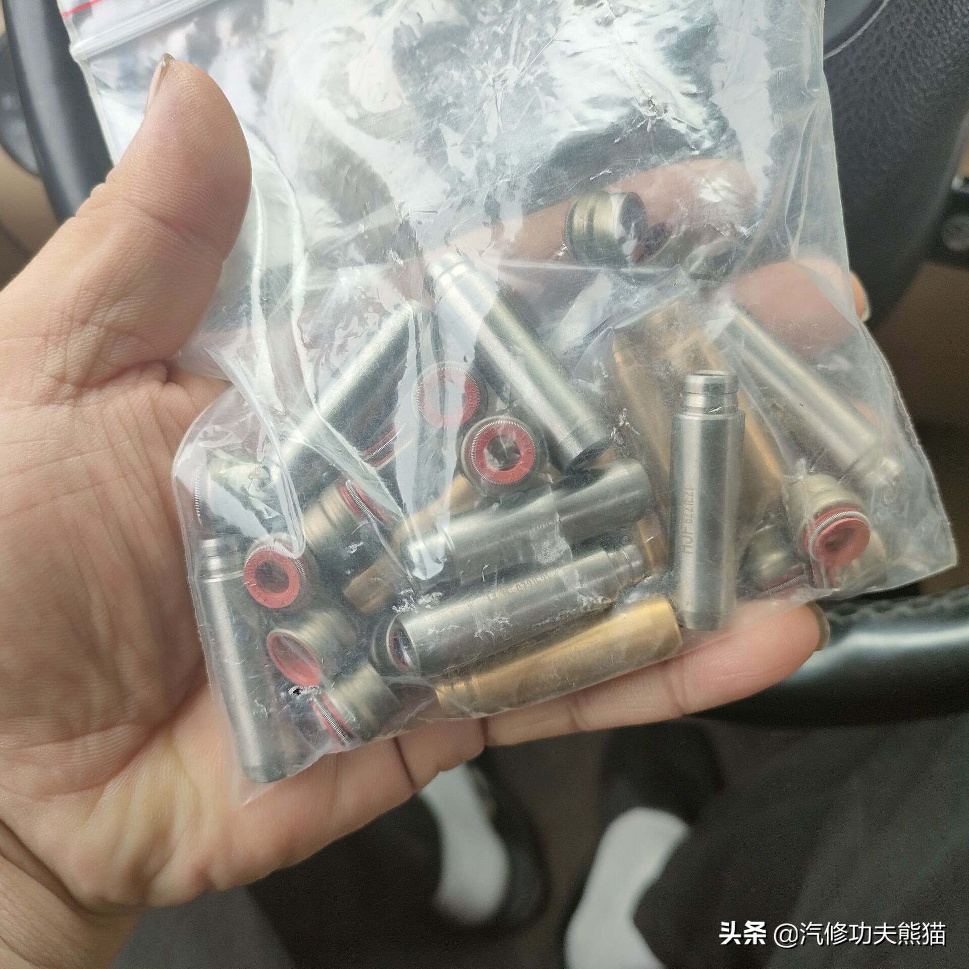 爱车养护烧机油要趁早治理,爱车烧机油