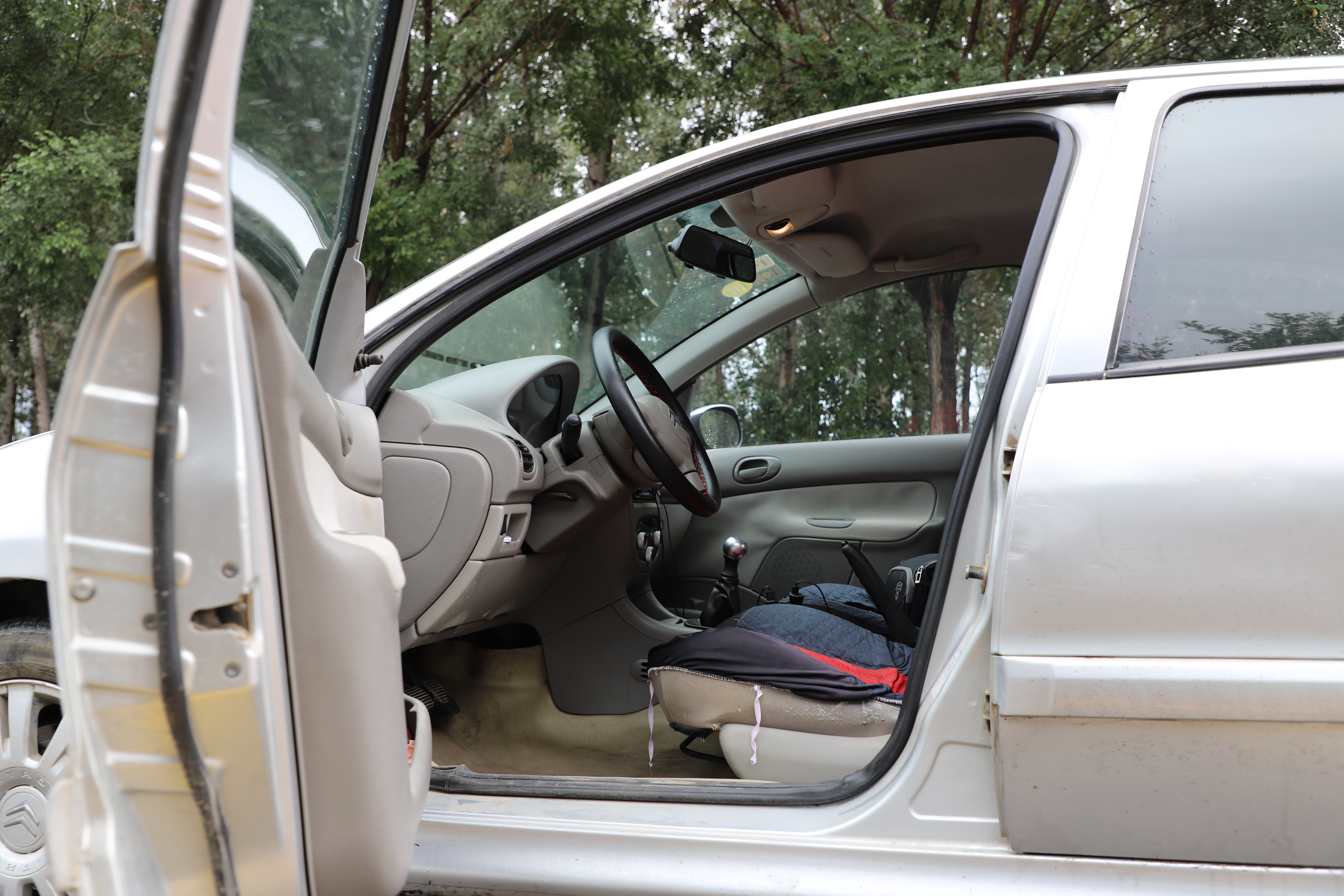 雪铁龙c2两厢驾驶感受,雪铁龙c2这款车怎么样