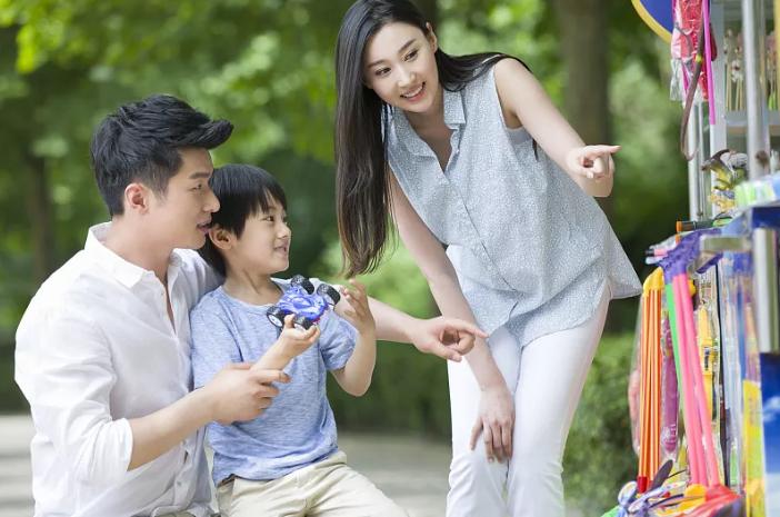 地摊新模式月入3万,地摊经济创新