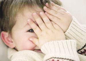 是亲热？还是猥亵？做父母的都应该警惕这4点