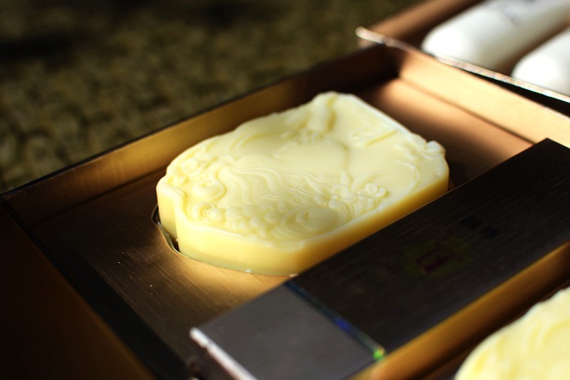 能吃的护肤品莱蒂娅橄榄精油精华面膜古树橄榄精油活肤皂