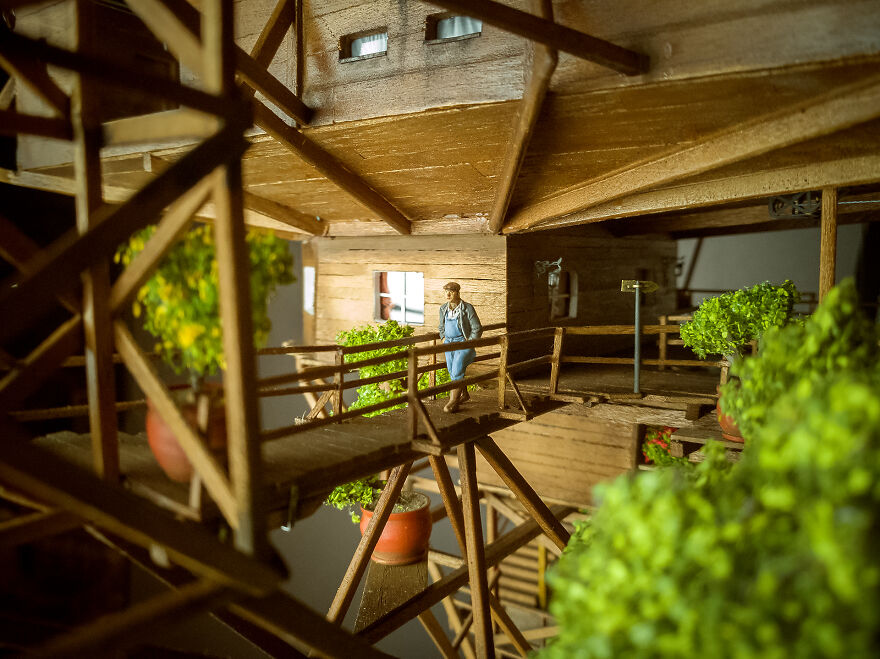 一座超迷你的“小村庄”,艺术家用两年时间创造出心中的乌托邦