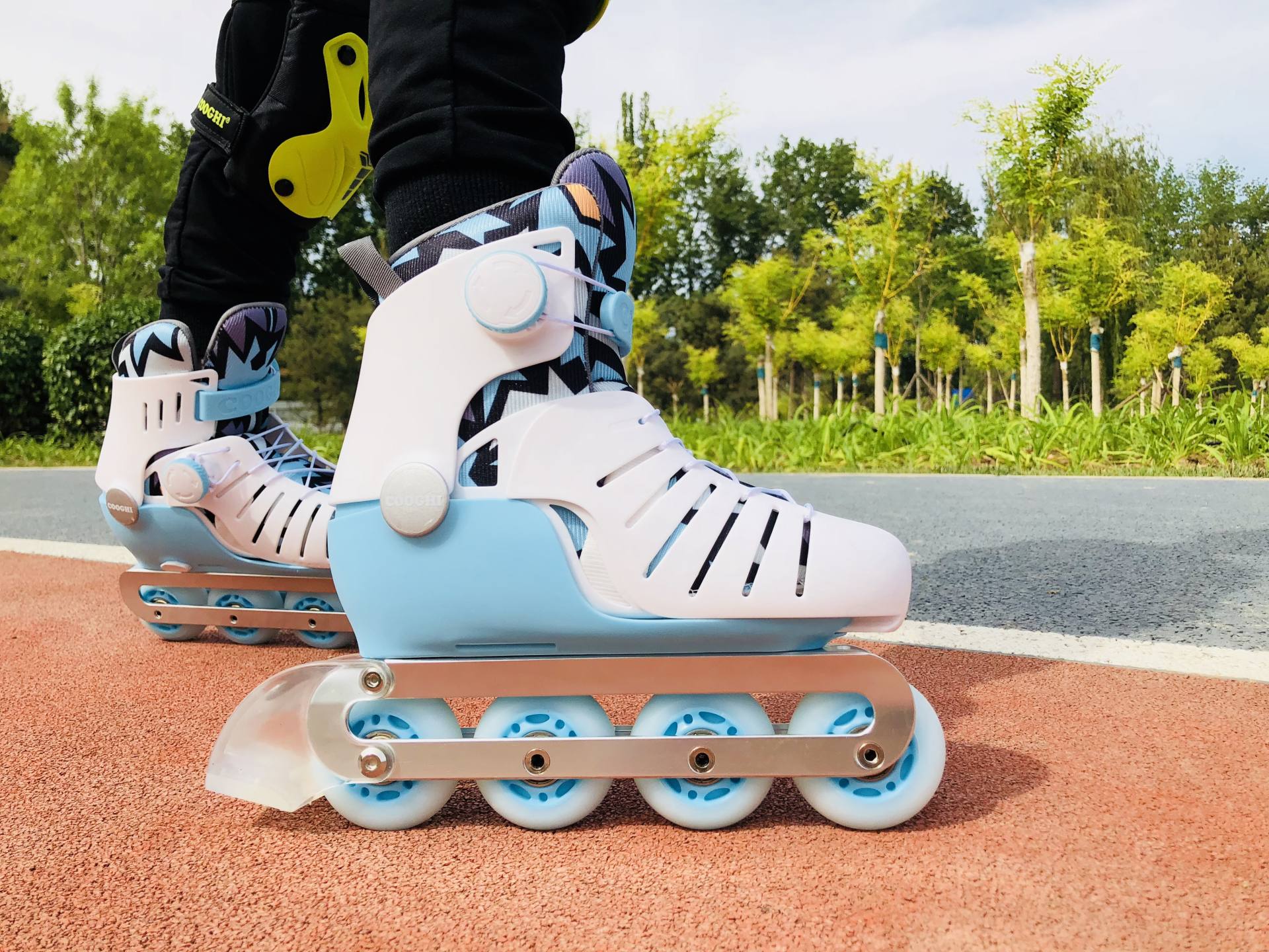 轮滑鞋5-12岁初学者酷骑,cooghi酷骑儿童轮滑鞋测评