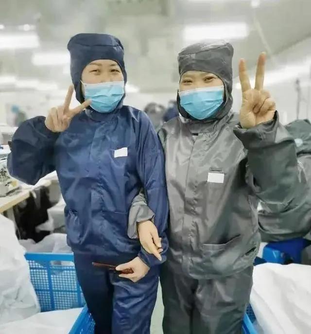 给中国女工寄台缝纫机，她能还你一条拯救世界的生产线