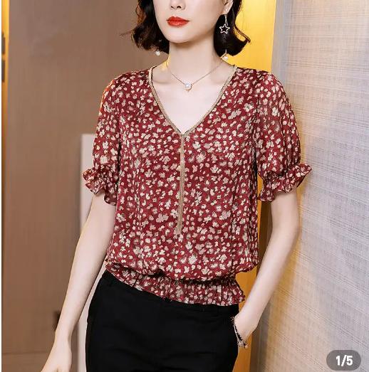 雪纺衫搭配拖地牛仔裤的穿法,夏季雪纺衫小碎花穿搭