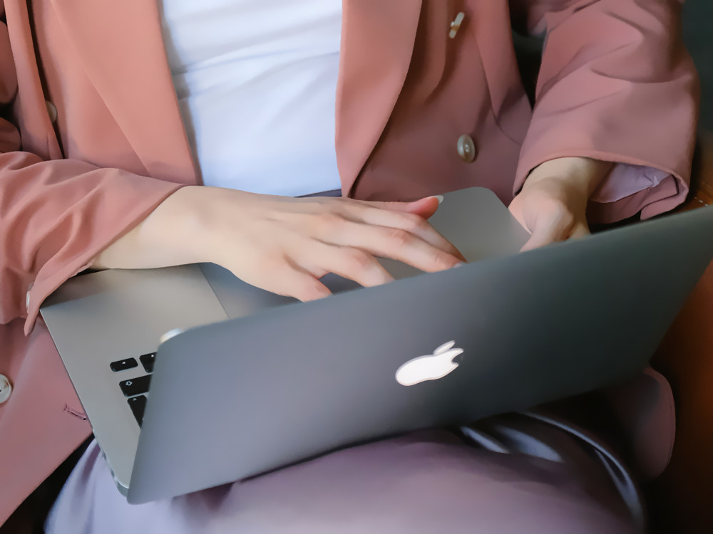 台式机笔记本电脑到底应该怎么选,怎么选择笔记本电脑还是台式机