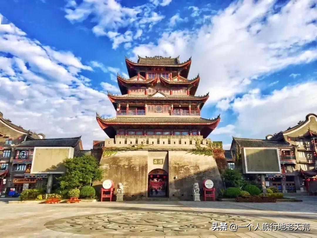 我喜欢古镇,我喜欢古镇的安逸和宁静