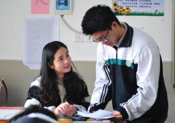 高考成绩不理想怎么办？上专科还是复读愁坏考生，过来人给出答案