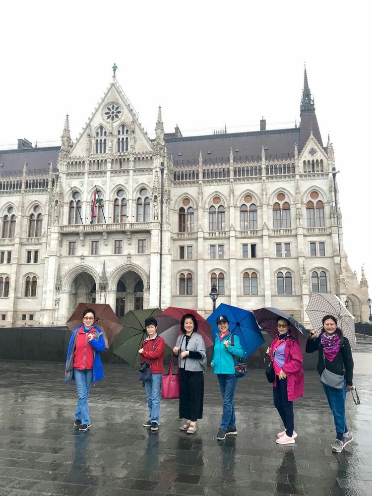 匈牙利的首都,当年陈强曾到此,两个儿子取名“布达”“佩斯”