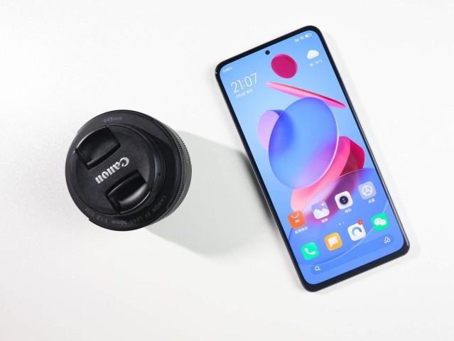 安兔兔12月手机排行榜中端机,红米霸榜安兔兔性价比榜单