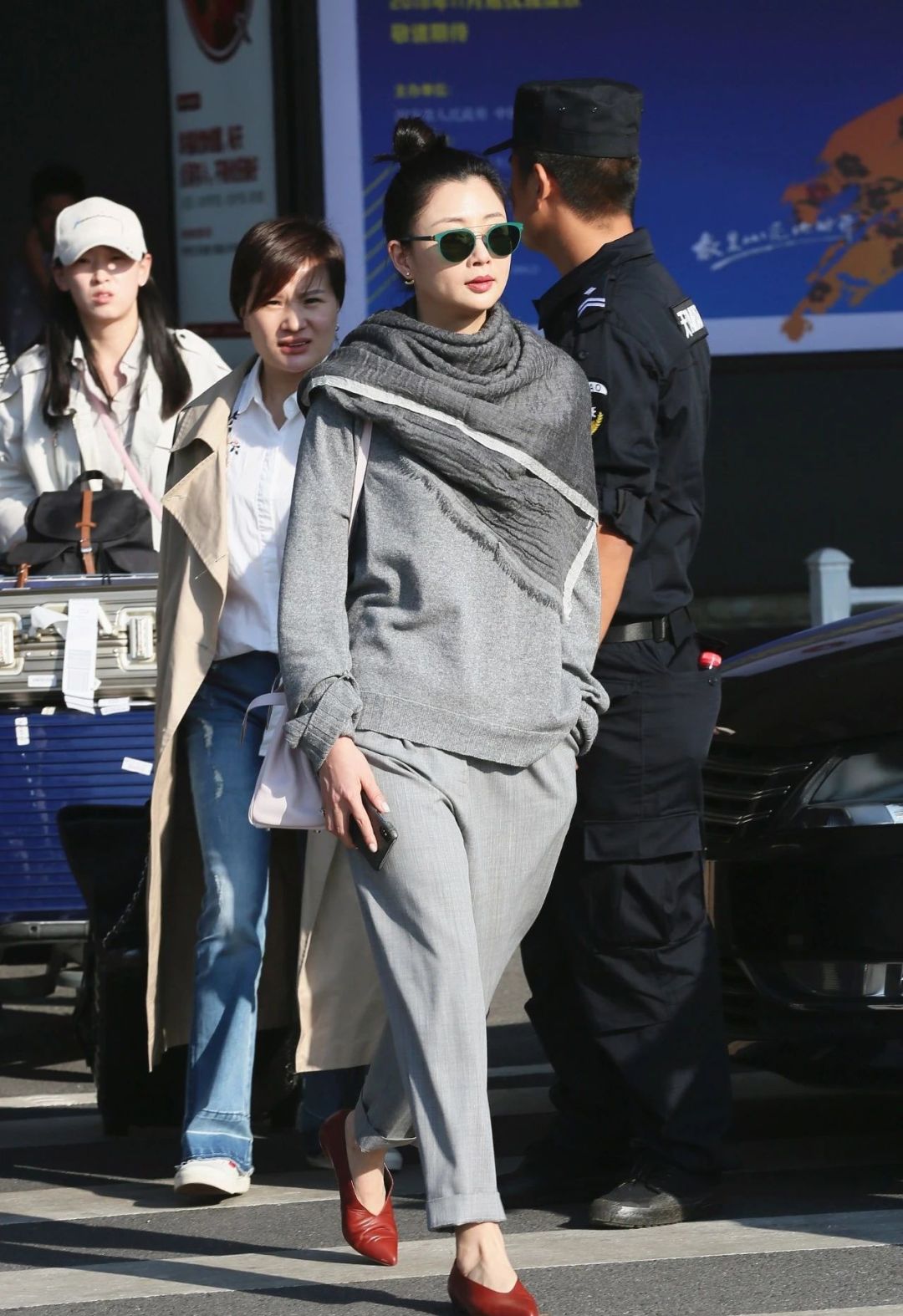 机场女王杨幂,机场女王戚薇杨幂