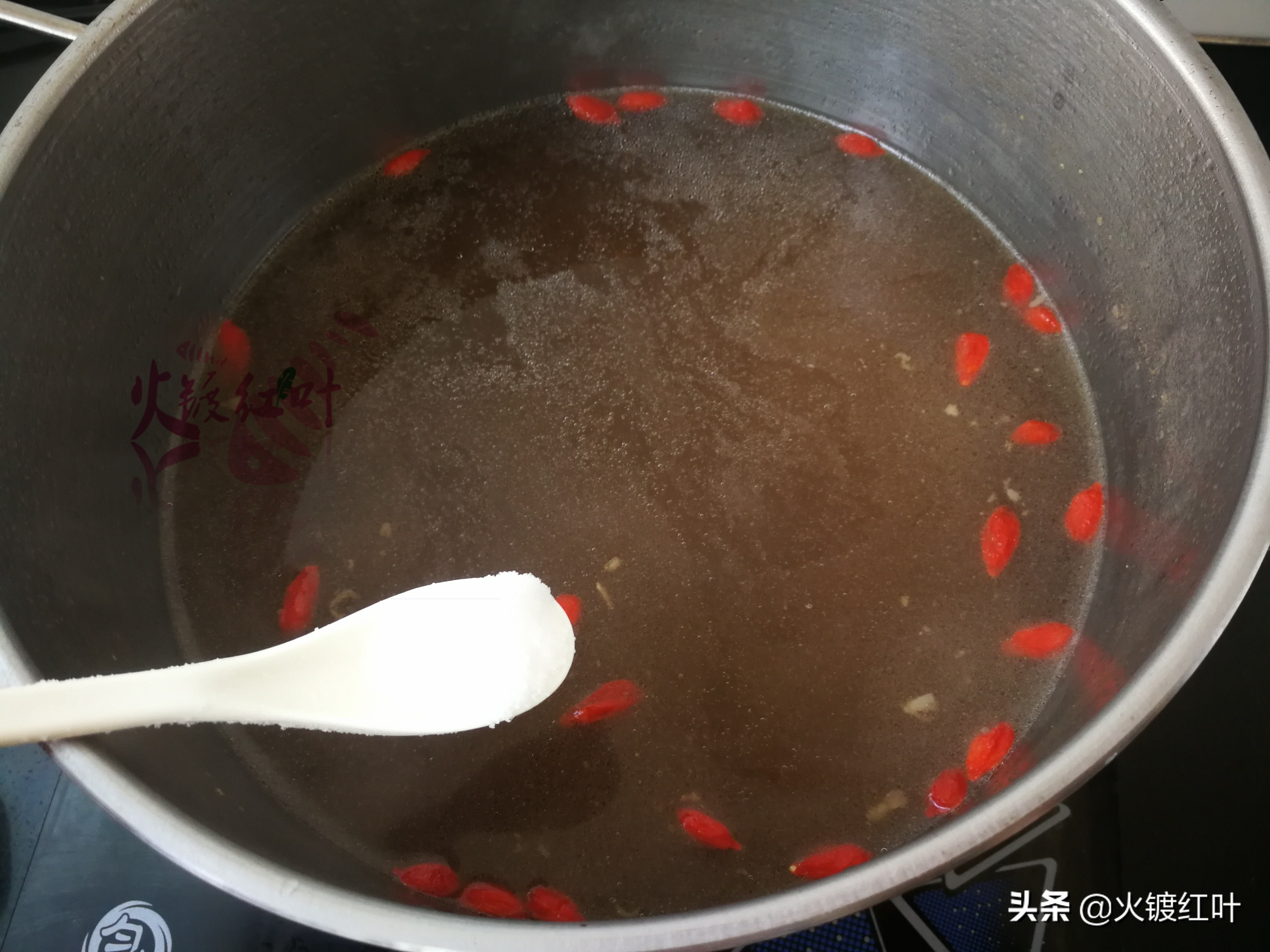 有灵芝的灵芝煲汤怎么做,灵芝孢子粉炖什么汤好喝