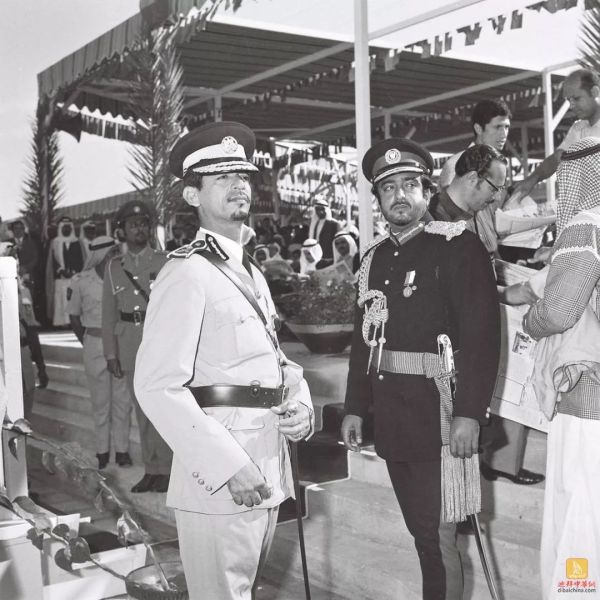 谢赫·哈利法任职15年:阿联酋天翻地覆的变化