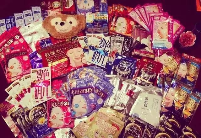 面膜一般敷完后洗好还是不洗好,面膜几天敷一回算正常