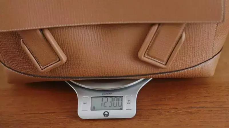 小白值得入手的奢侈品包包哪几款,适合女生入手的第一款奢侈品包包