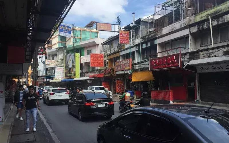 女人街代购店,泰国曼谷辉煌区代购一条街