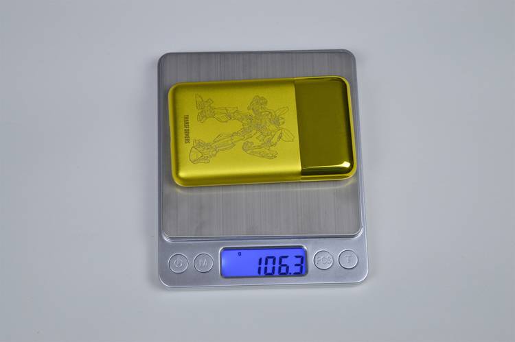 趣味横生，情怀翻涌：须眉变形金刚定制款剃须刀开箱体验