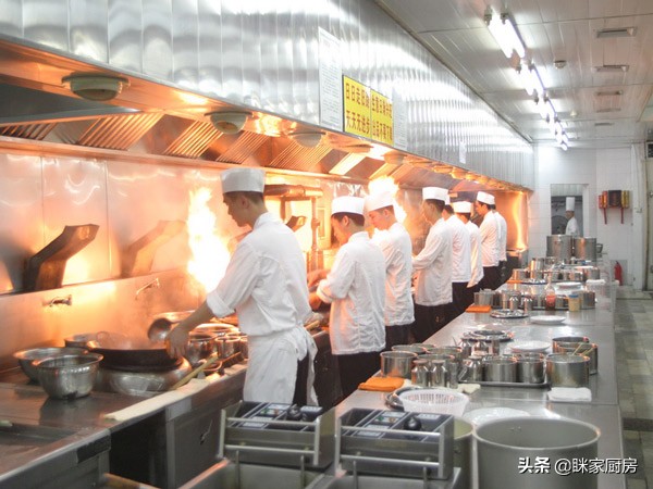 广东榄角蒸鳊鱼,广东鳊鱼清蒸