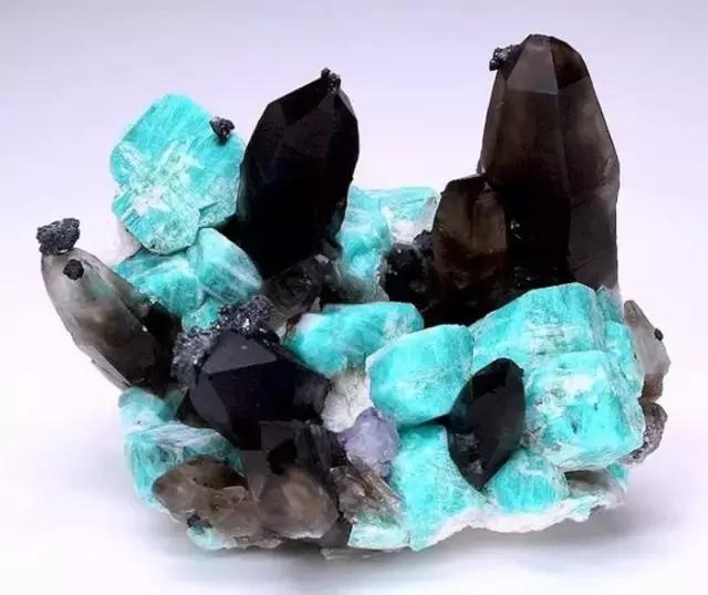 全球最大宝石原石,全球最大的珍贵宝石