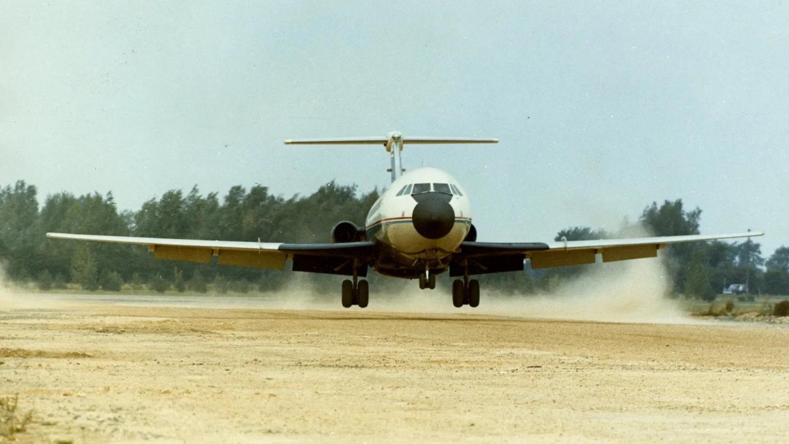 鑻卞浗鑸┖鍏徃ba169,鑻卞浗bac111鐭▼瀹㈡満