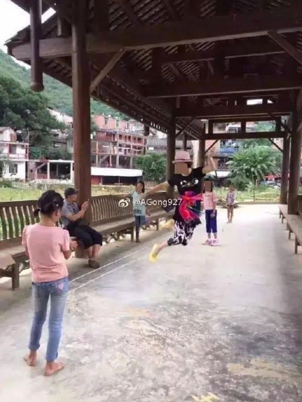 妈妈们拍的那些作妖照片,简直有毒。。。