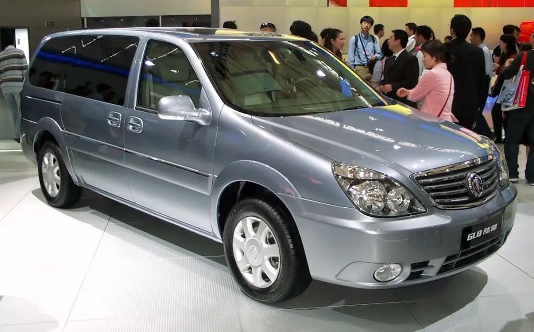 传祺车型gl8,传祺gl82016