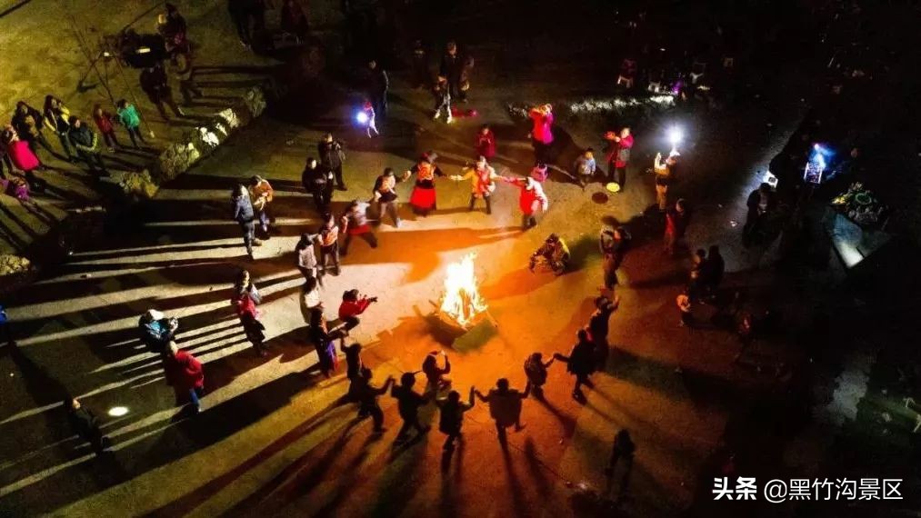 12月份的黑竹沟风景区,黑竹沟篝火晚会