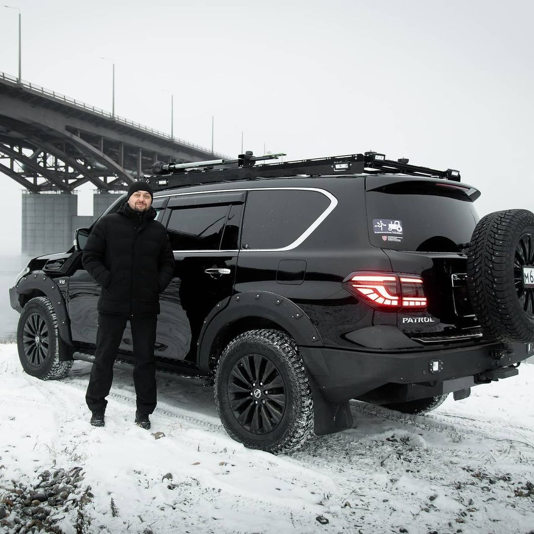 尼桑途乐y62改装全过程,途乐y62黑武士加备胎