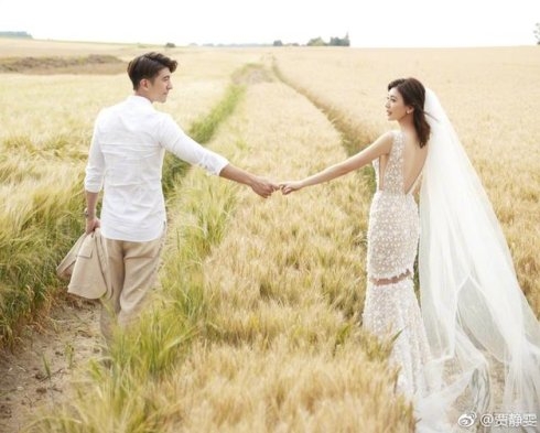 贾静雯补办婚纱照,巴厘岛复婚