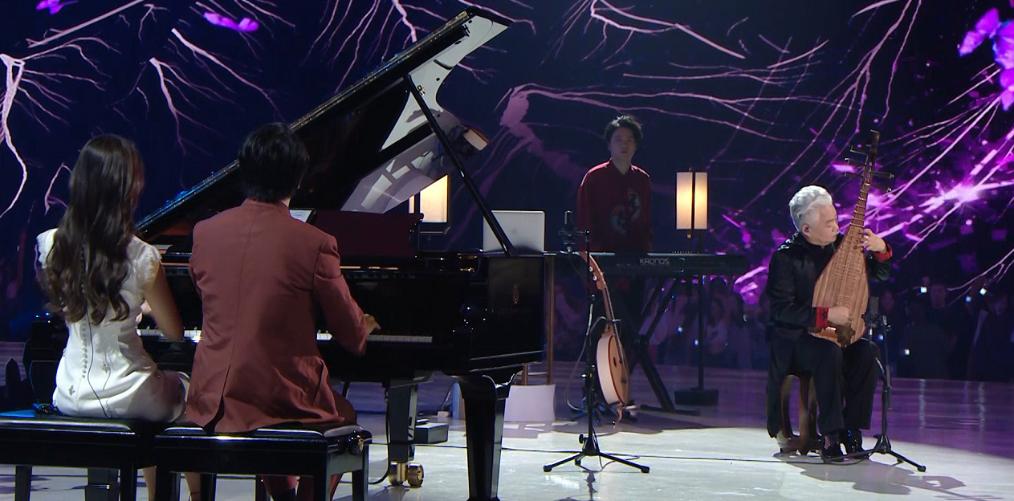 55盛典绝了,王心凌明道时隔16年合体,郎朗吉娜四手联弹燃爆全场