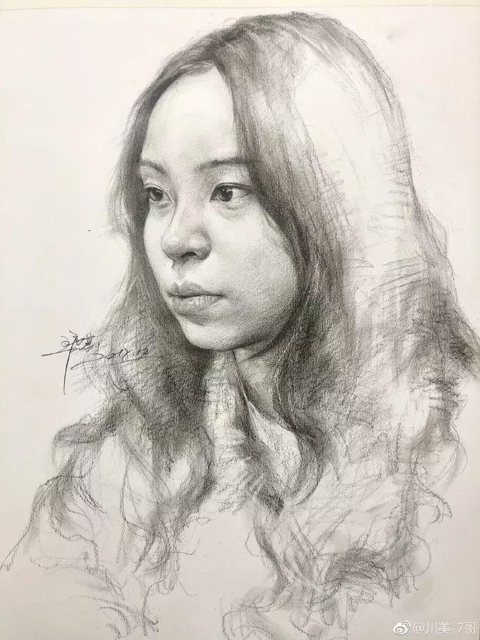 画素描时的动作细节描写作文,最难画的素描质感看看如何表现