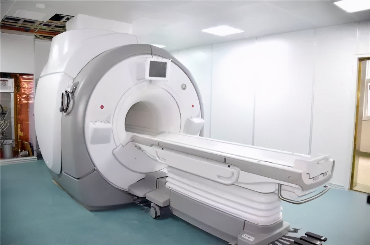 少肌症是一种缓慢发展的肌肉疾病,发病率会因为人种不同具有差异