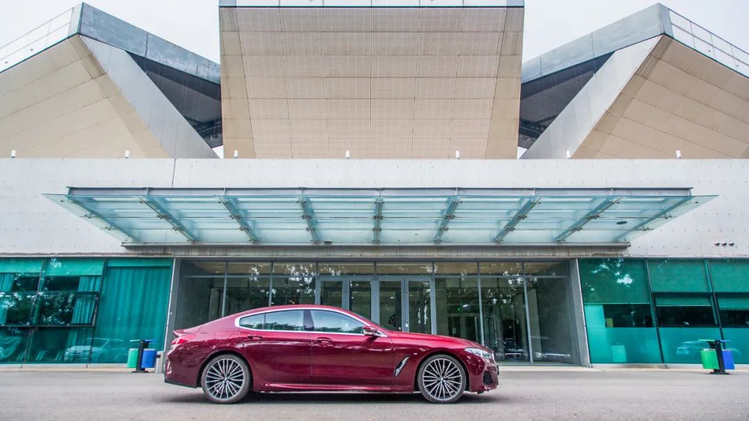 2021款宝马840i双门跑车落地价,人生第一台轿跑全新宝马840i