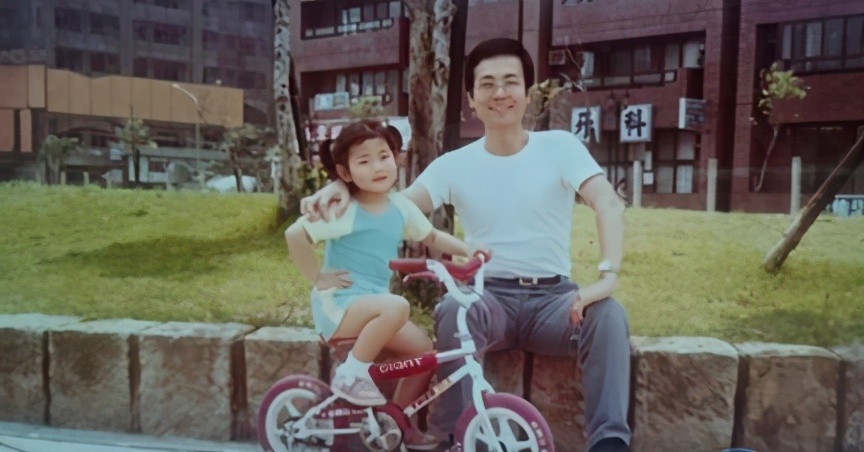 任家萱讲述烧伤经历,任家萱烧伤完整赔偿