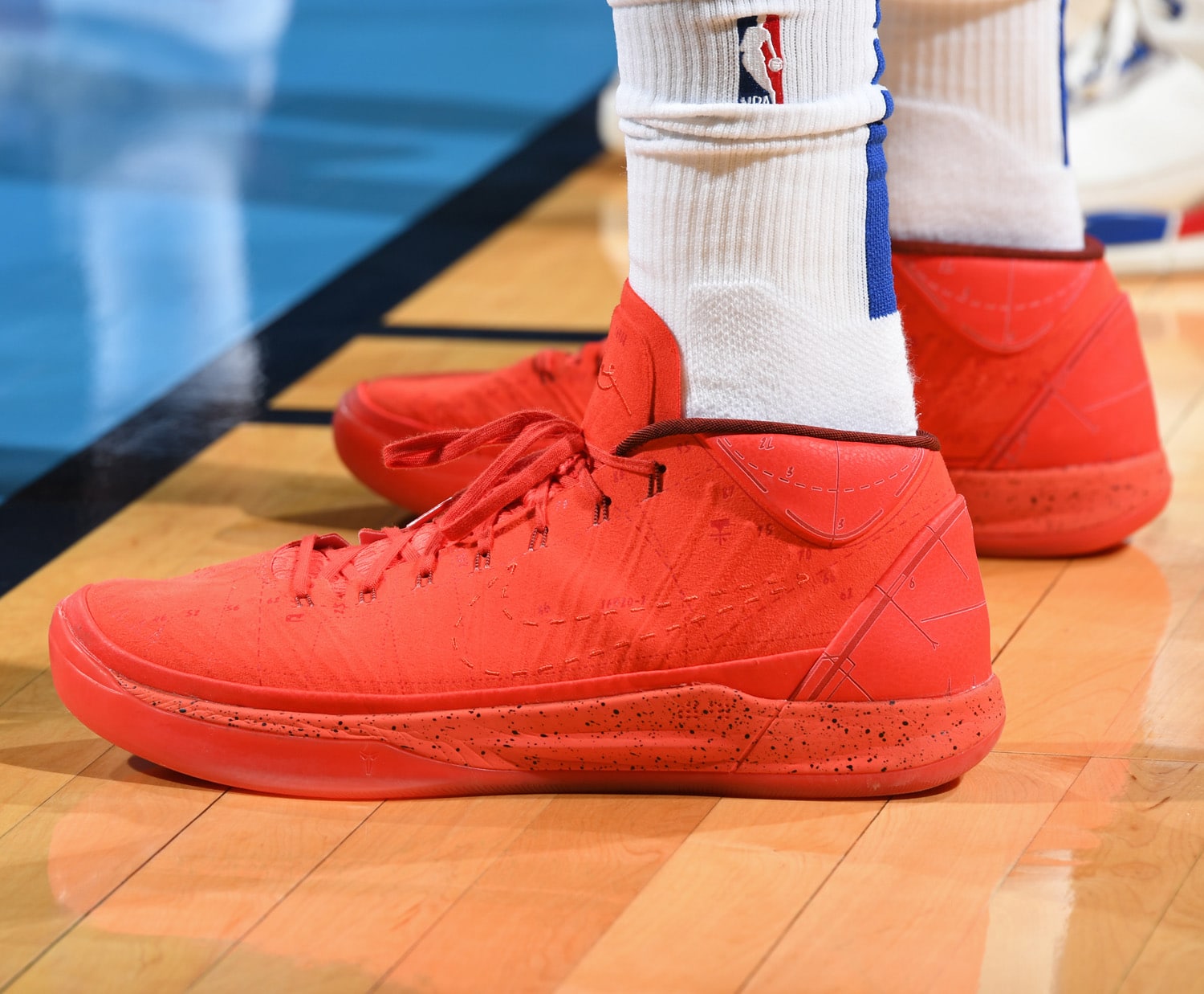 nba球员上脚便宜又好穿的实战球鞋,一周nba赛场8双定制球鞋合集