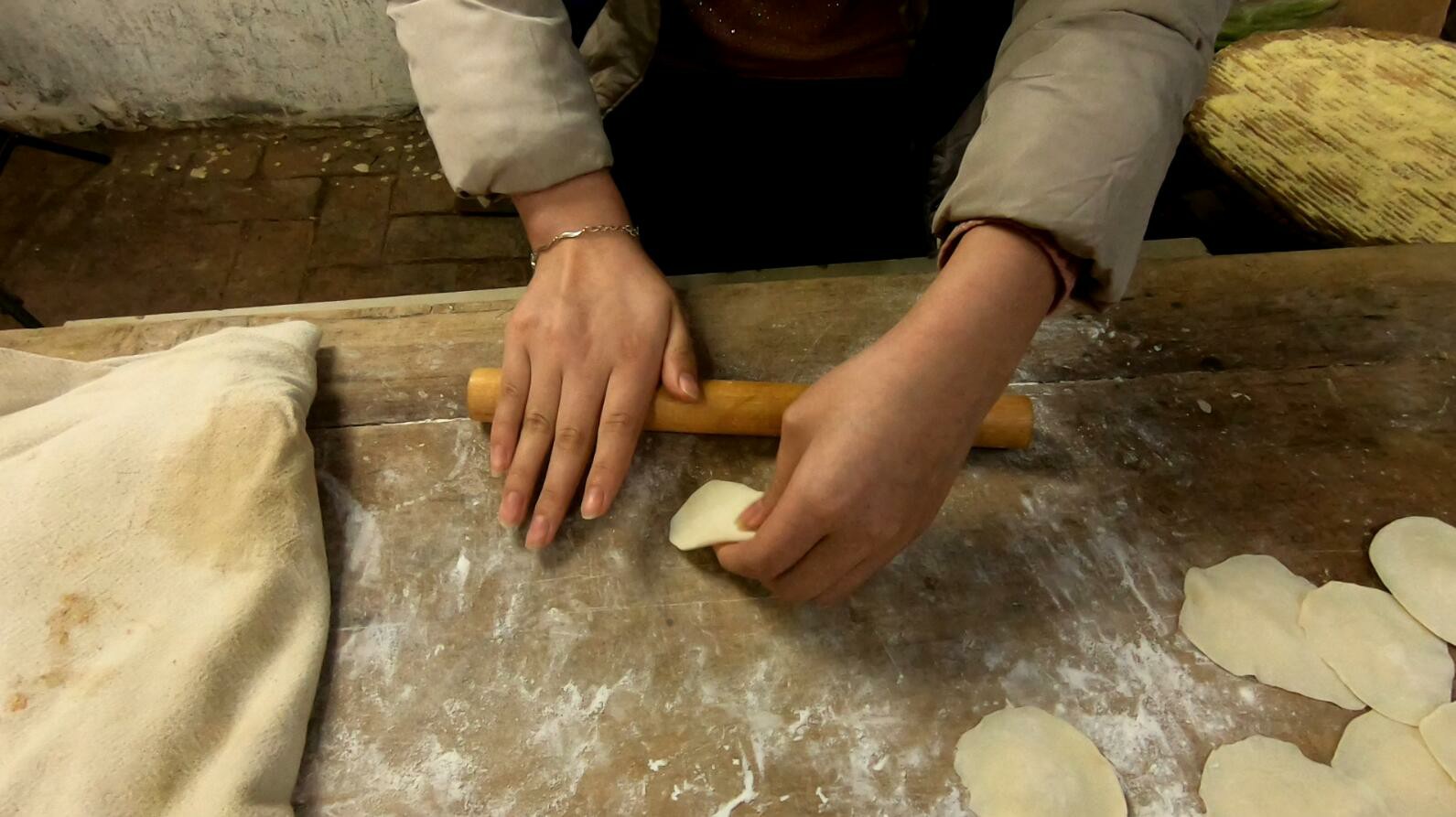 煮饺子千万别加水,煮饺子不要水