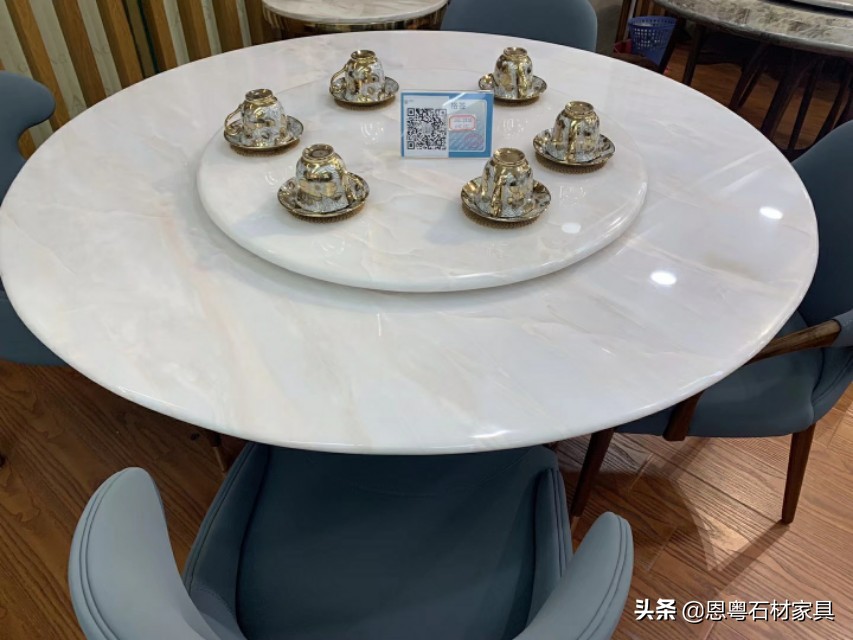 大理石餐桌轻奢高端小型,实木大板餐桌轻奢搭配