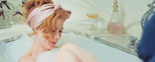 冬季皮肤脱皮解决方案图,一招解决皮肤干燥起皮问题