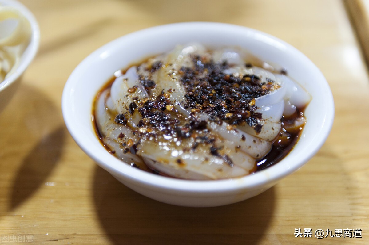 卖凉粉40年大妈,陕西大娘卖凉粉28年