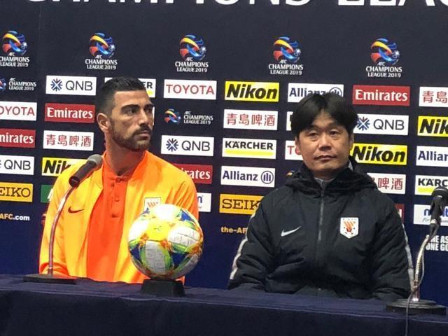 不惧鲁能高度！中国“轰炸机”遇韩国“轰炸机”两队身高成看点