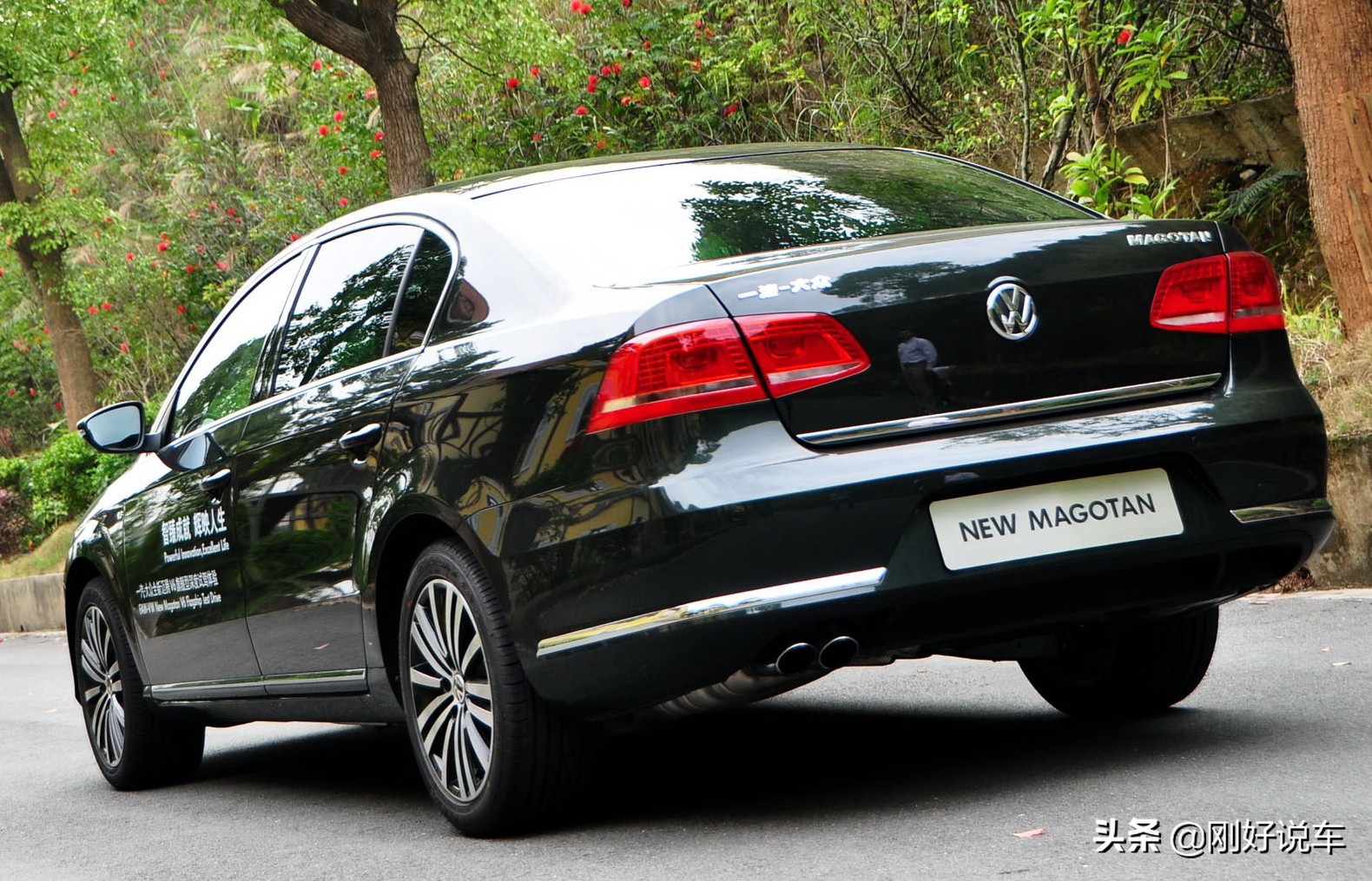 全方位解析迈腾b9,全新一代迈腾怎么选