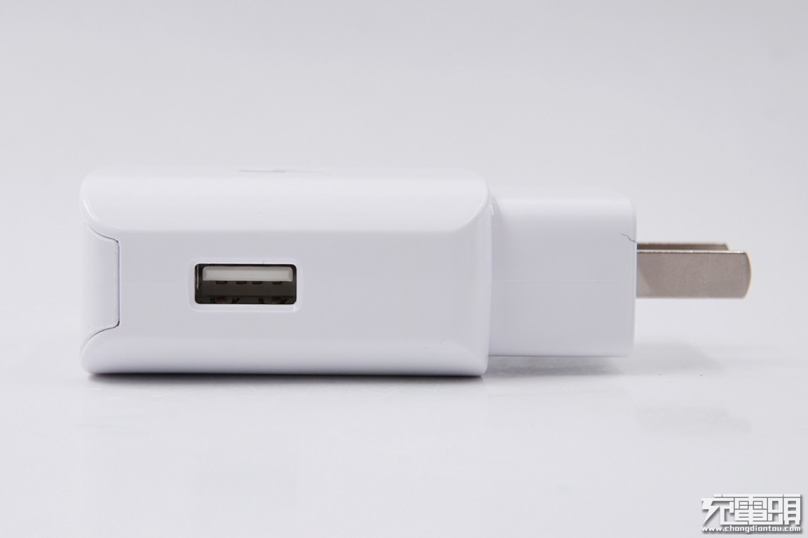 三星25wpd快充怎么拆解,三星25w充电器ta800