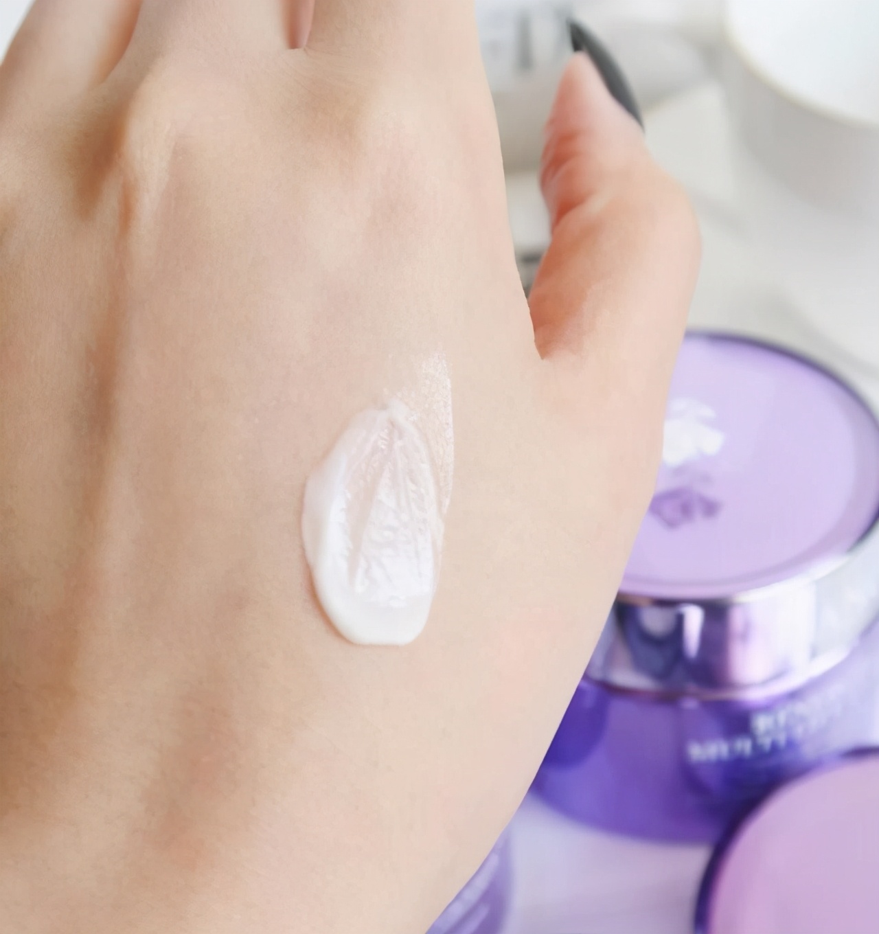 兰蔻面霜补水保湿美白紧致抗皱,适合四十岁女人的保湿抗皱面霜