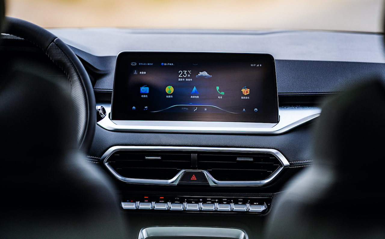 手动高配凯翼炫界落地价,凯翼炫界pro2023新款落地多少钱