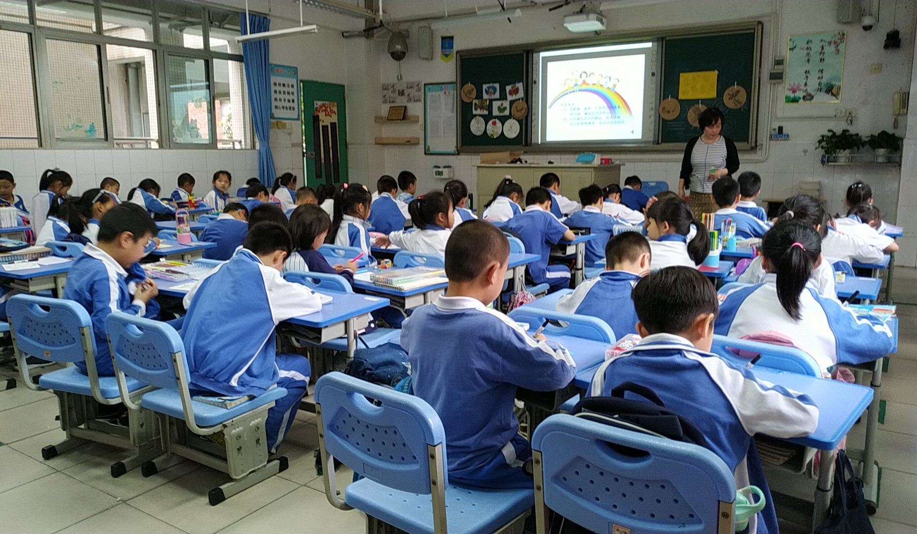 家校携手共促孩子健康成长讲话,家校合作共促成长家长怎么写